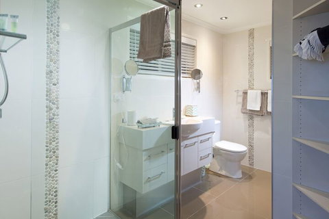 Arabella Guesthouse - Tourism Caloundra 7