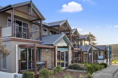 Sea Foam Villas - Tourism Caloundra 2