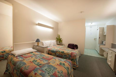Parklane Motel - Tourism Caloundra 6