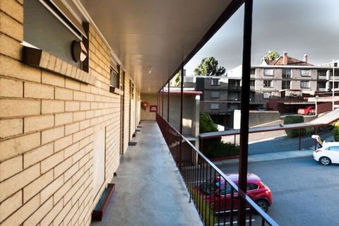 Parklane Motel - Tourism Caloundra 2