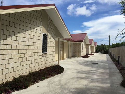 Bluewater Harbour Serviced Apartments - Tourism Caloundra 0