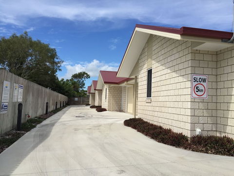 Bluewater Harbour Serviced Apartments - Tourism Caloundra 5