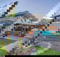 Demi View Motel - Tourism Caloundra