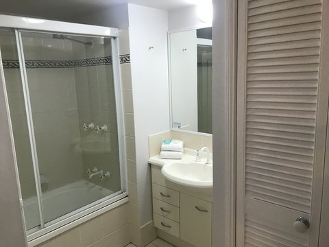 Bella Mare Beachside Apartments - Tourism Caloundra 6