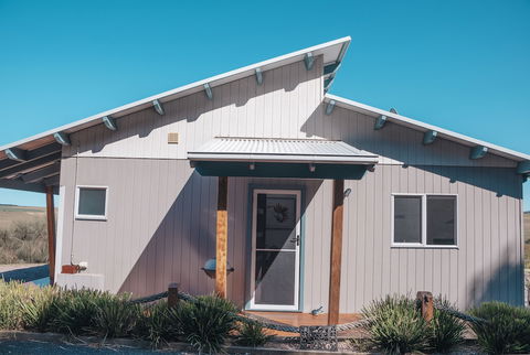 Anchors Port Campbell - Tourism Caloundra 4