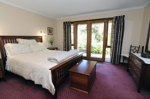 Wintarni Olives Cottage - Tourism Caloundra 4