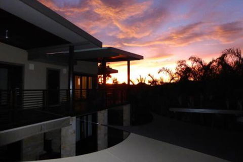 Serendipity Cable Beach Escape - Tourism Caloundra 4