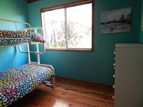 Bally High 20 Dulconghi Street - Tourism Caloundra 1