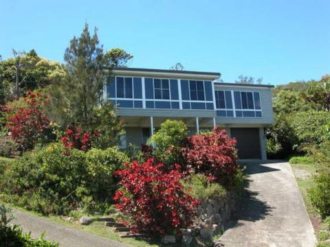 Bally High 20 Dulconghi Street - Tourism Caloundra 5
