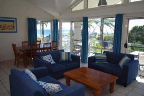 Breakers 2 13 East Street - Tourism Caloundra 5