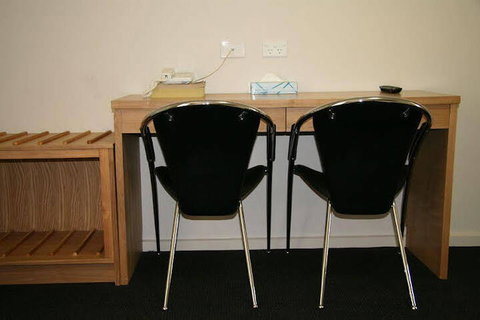 Queensgate Motel - Tourism Caloundra 0