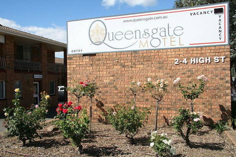 Queensgate Motel - Tourism Caloundra 4