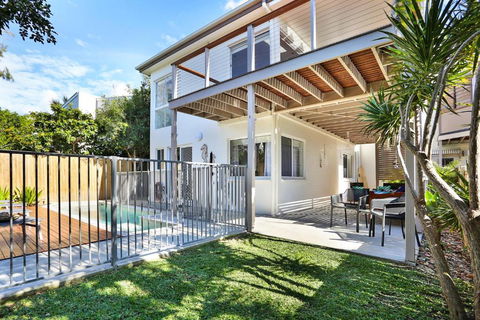 Casa Del Sol - Tourism Caloundra 1