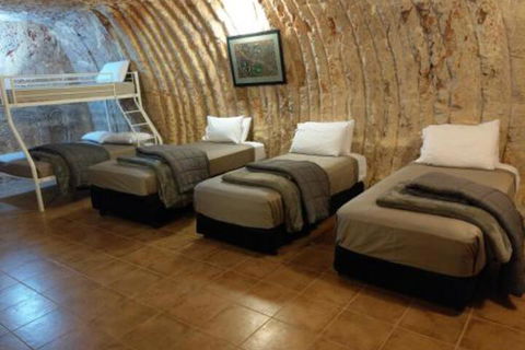 Zen Underground B & B - Tourism Caloundra 4