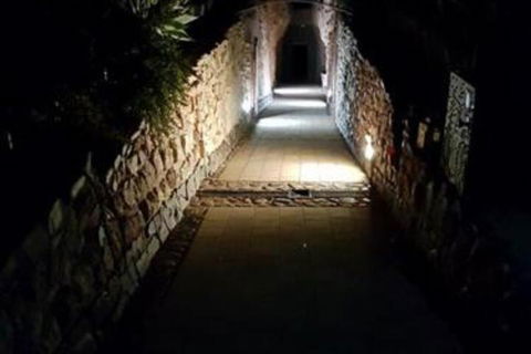 Zen Underground B & B - Tourism Caloundra 2