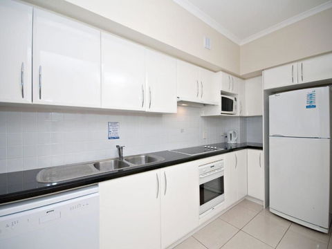 Messines Street Breakwater Apartment 104 - Tourism Caloundra 5