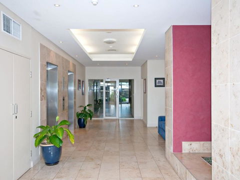 Messines Street Breakwater Apartment 104 - Tourism Caloundra 2