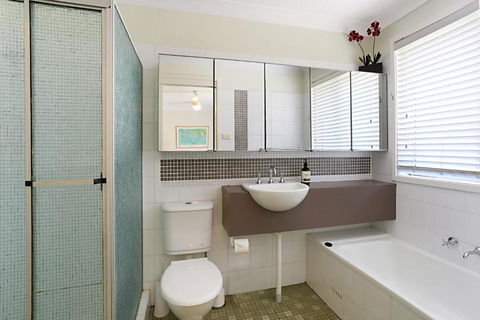 Stunning Home In Salamander Bay! - Tourism Caloundra 5