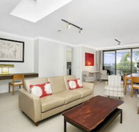 Sunny  Spacious Two Bdr Apt SPF13 - Tourism Caloundra