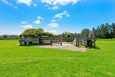 Anchor Lodge - Tourism Caloundra 3