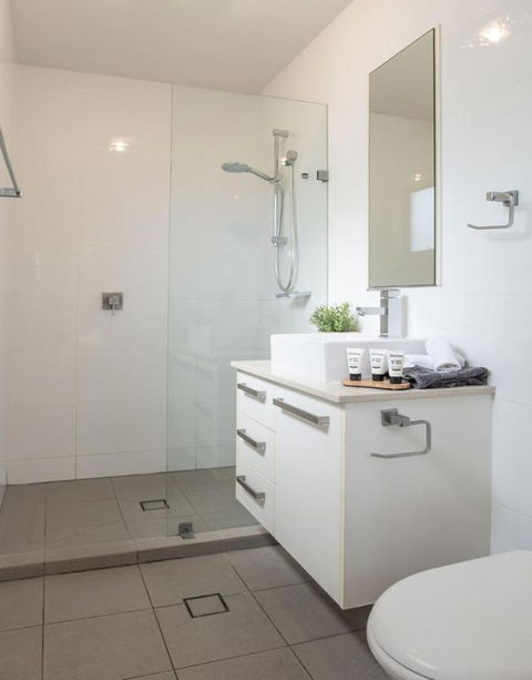 Noosaville Hideaway - Tourism Caloundra 2