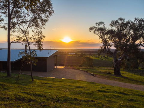 Shadow Creek McLaren Vale - Tourism Caloundra 4