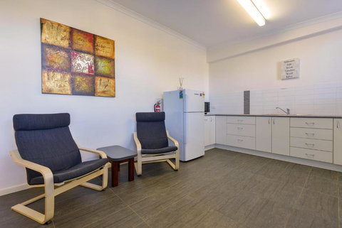 Getaway Villas Unit 38 5 1 Bedroom Self Contained Accommodation - Tourism Caloundra 4