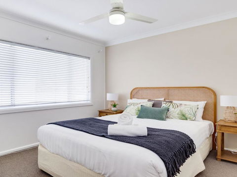 Ocean Blue Apartment Three Apartment On 2nd Level - Tourism Caloundra 1