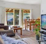 Beach Escape at Currarong basic family accommodation - Tourism Caloundra