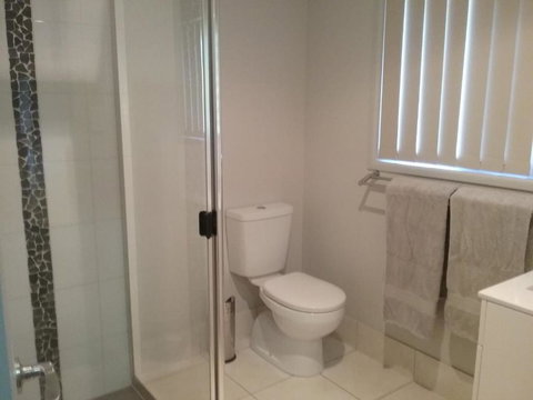 Banksia & Acacia Apartments - Tourism Caloundra 6