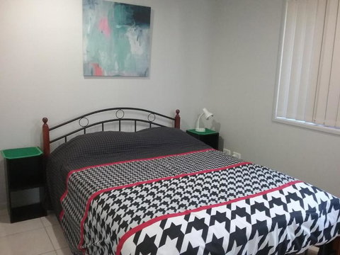 Banksia & Acacia Apartments - Tourism Caloundra 3