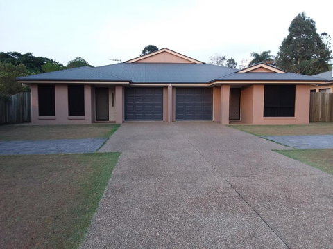 Banksia & Acacia Apartments - Tourism Caloundra 1