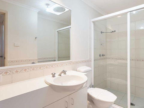 3 Ambleside 9 Shoal Bay Avenue Air Con WIFI & Close To The Water & Shoal Bay Shops - Tourism Caloundra 3