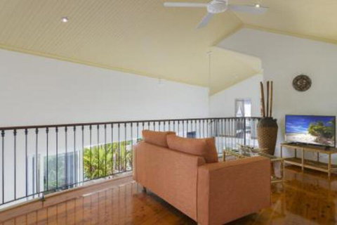 Driftaway Port Douglas - Tourism Caloundra 2