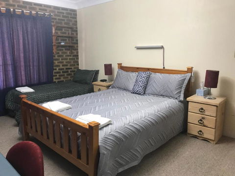 Lorac Bed & Breakfast - Tourism Caloundra 5