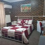 Lorac Bed & Breakfast - Tourism Caloundra 0