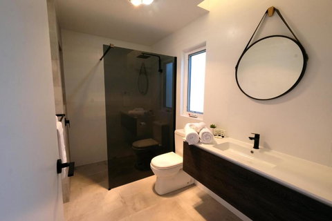 Jaspers Cabins - Tourism Caloundra 5