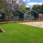 Jaspers Cabins - Tourism Caloundra 0
