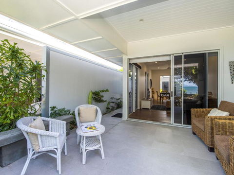 Reflections Amber Villa - Tourism Caloundra 5