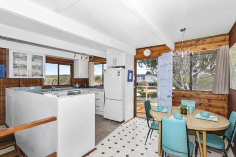 58 Lockhart Ave Unlock Mollymooks Heart - Tourism Caloundra 3