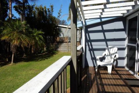 1 / 9 Donlan Rd Donlans Delight - Tourism Caloundra 2
