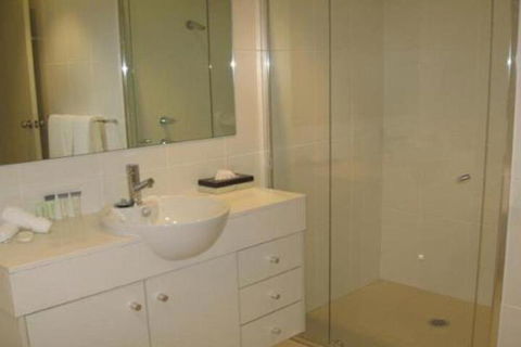 349 Oaks Pacific Blue 265 Sandy Point Road Fantastic Pool - Tourism Caloundra 5