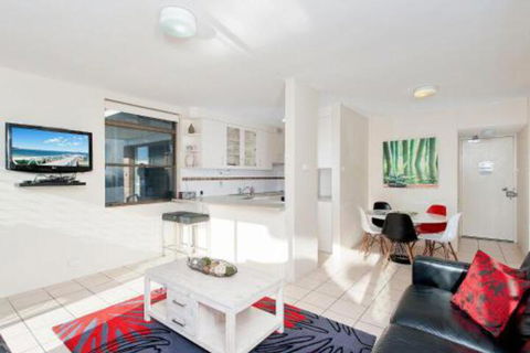 2 Fleetwood 63 Shoal Bay Road Spectacular Views - Tourism Caloundra 5