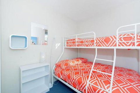 2 Fleetwood 63 Shoal Bay Road Spectacular Views - Tourism Caloundra 3