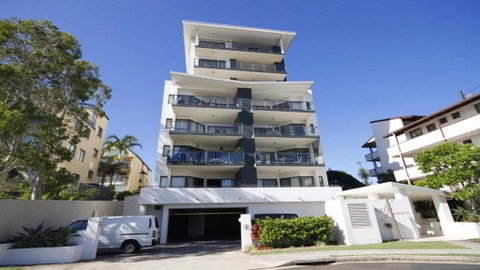 Amalfi Unit 11 Above All Else 50 King Street - Tourism Caloundra 2