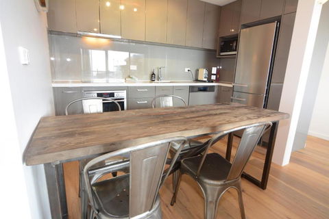 Molonys 14 - Tourism Caloundra 3