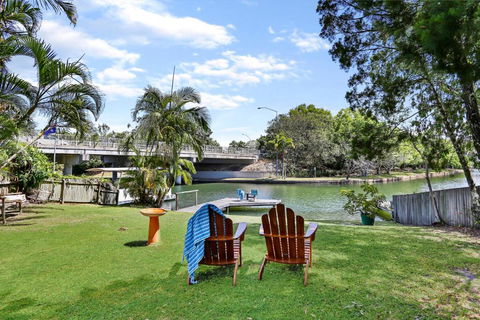 Clouds End - Tourism Caloundra 6