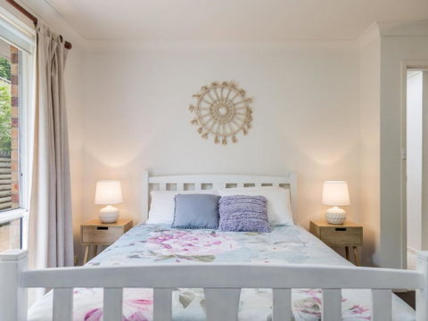 Lovely Modern Villa Amidst Peaceful Surroundings - Tourism Caloundra 2