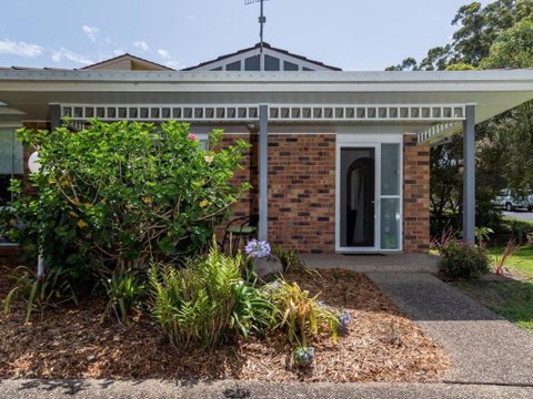 Lovely Modern Villa Amidst Peaceful Surroundings - Tourism Caloundra 6
