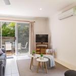 Lovely Modern Villa Amidst Peaceful Surroundings - Tourism Caloundra 0